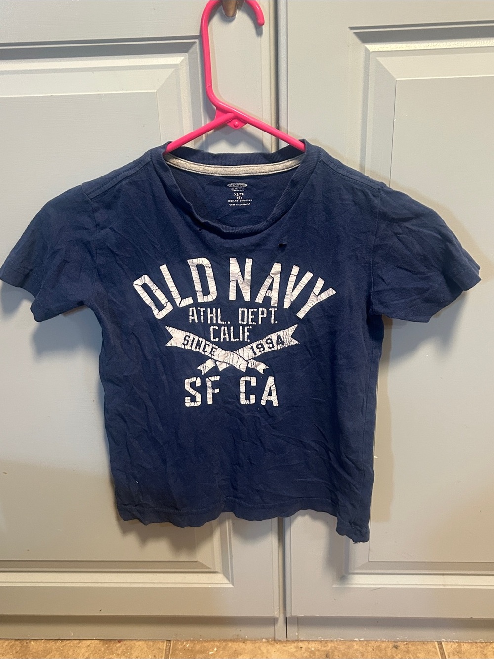 Old Navy Boys Navy Blue Graphic Short Sleeve tee